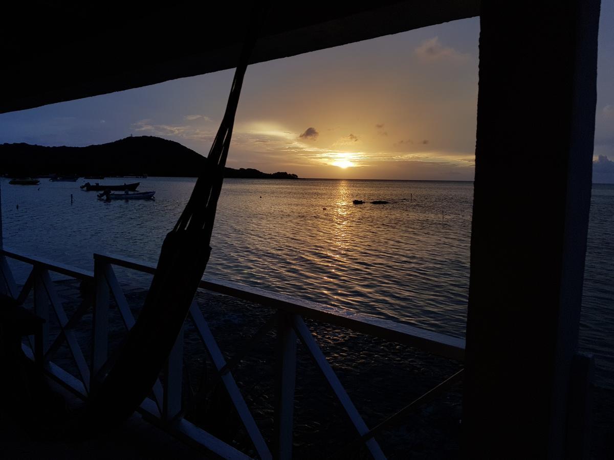 Posada Old Town Bay Providencia  Exterior photo